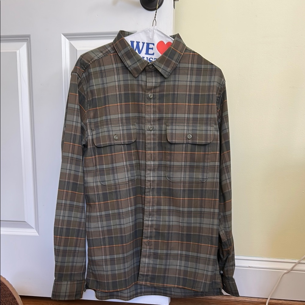 Plaid Button-Up Shirt
